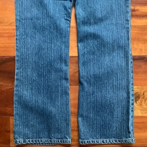 Zena Vintage Flare Jeans - Picture 8 of 8